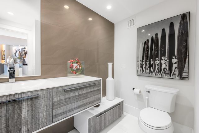 3521 Glenwood Court, Delray Beach, FL 33445