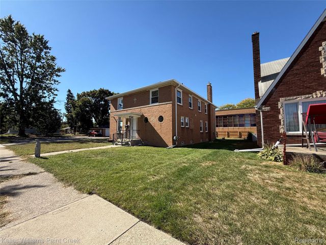 1114 1st Street, Wyandotte, MI 48192