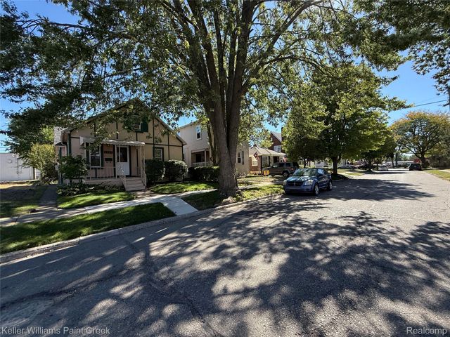 1114 1st Street, Wyandotte, MI 48192