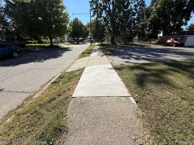 1114 1st Street, Wyandotte, MI 48192
