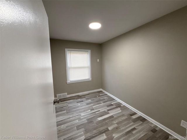 1114 1st Street, Wyandotte, MI 48192