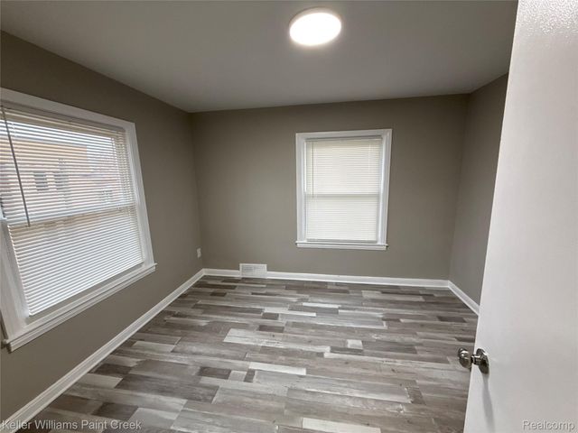 1114 1st Street, Wyandotte, MI 48192