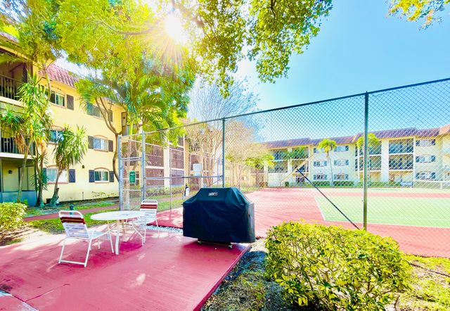 257 S Cypress Road 443, Pompano Beach, FL 33060
