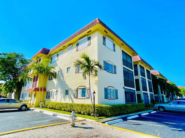 257 S Cypress Road 443, Pompano Beach, FL 33060