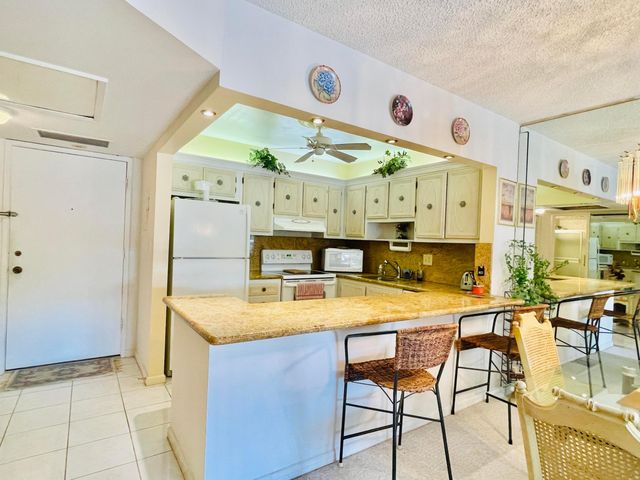 257 S Cypress Road 443, Pompano Beach, FL 33060