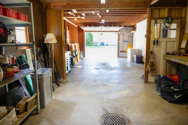 1154 Sunset Lane, Muskegon, MI 49444