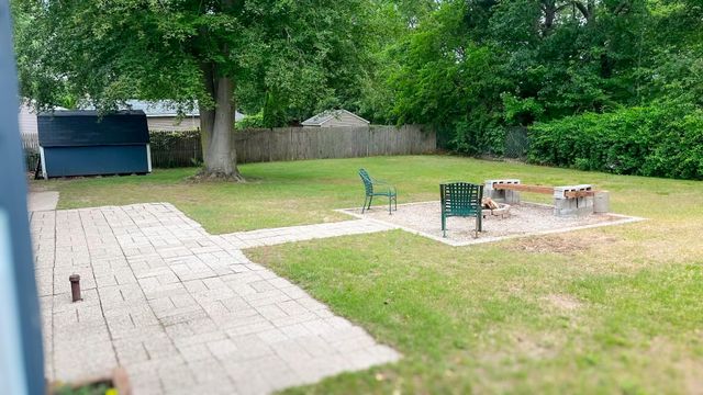 1154 Sunset Lane, Muskegon, MI 49444