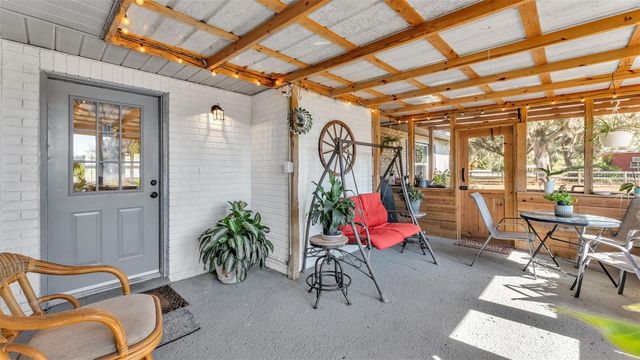 1005 SWILLEY ROAD, Plant City, FL 33567