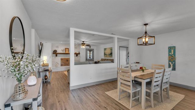 1005 SWILLEY ROAD, Plant City, FL 33567