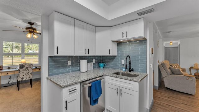 1005 SWILLEY ROAD, Plant City, FL 33567