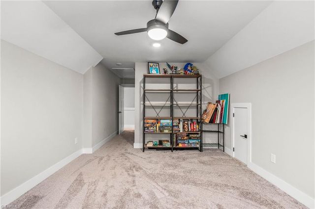 1012 Cross Gate Road, Winston-salem, NC 27106