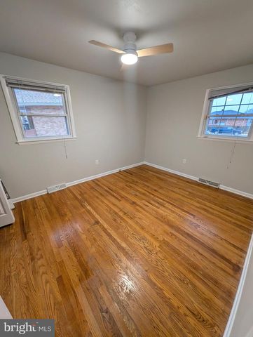 20 DALE CT, Wilmington, DE 19810