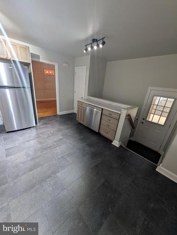 20 DALE CT, Wilmington, DE 19810