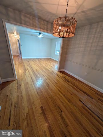 20 DALE CT, Wilmington, DE 19810