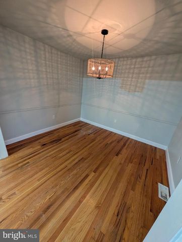 20 DALE CT, Wilmington, DE 19810