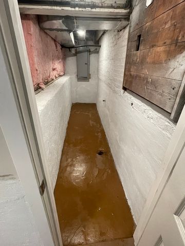 9845 S Hoyne Avenue, Chicago, IL 60643