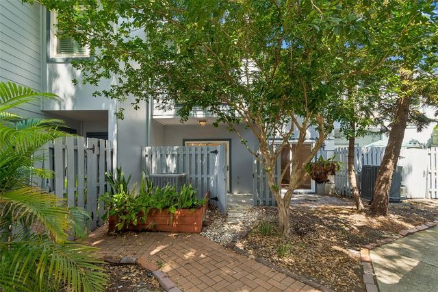 2509 CROWDER LANE 13, Tampa, FL 33629