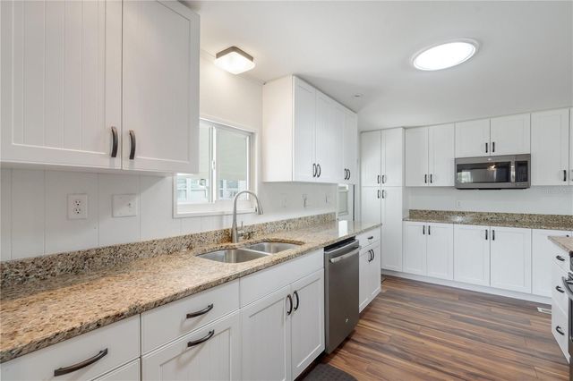 712 BLACKBURN BOULEVARD, North Port, FL 34287