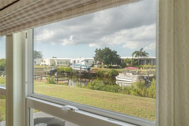 712 BLACKBURN BOULEVARD, North Port, FL 34287