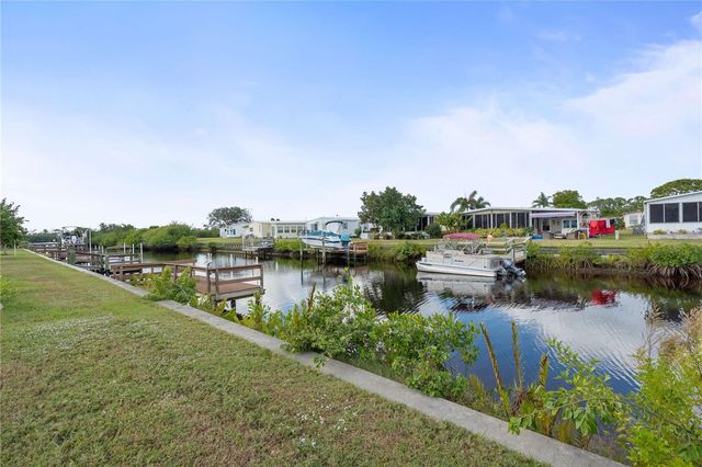 712 BLACKBURN BOULEVARD, North Port, FL 34287