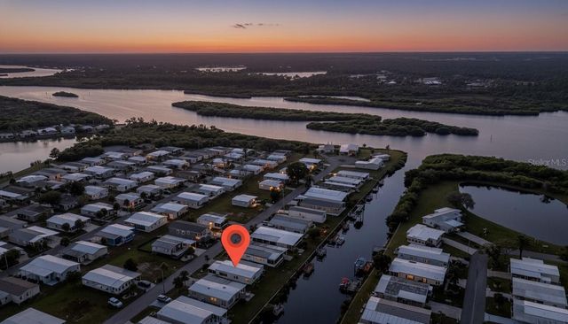 712 BLACKBURN BOULEVARD, North Port, FL 34287