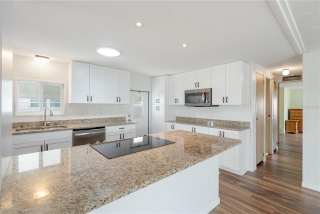 712 BLACKBURN BOULEVARD, North Port, FL 34287