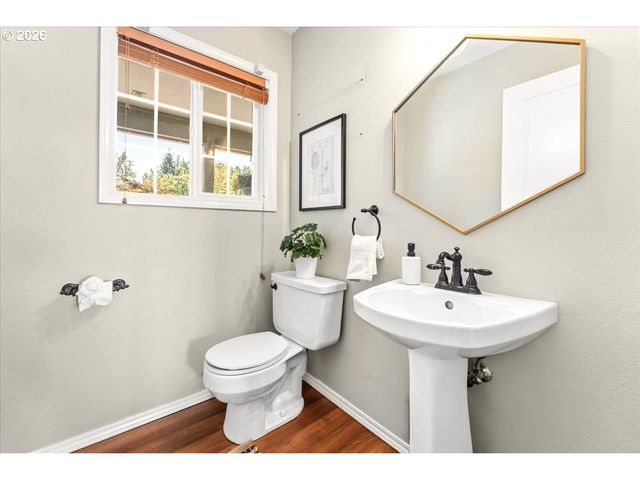 530 Sw 167TH Ave, Beaverton, OR 97006