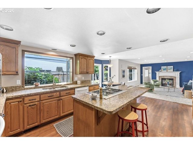 530 Sw 167TH Ave, Beaverton, OR 97006