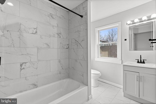 853 W FAYETTE ST, Baltimore, MD 21201