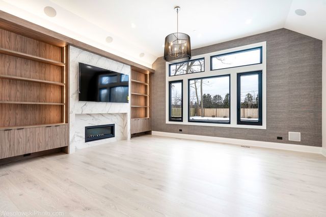 23388 N BIRCHWOOD Lane, Deerfield, IL 60015