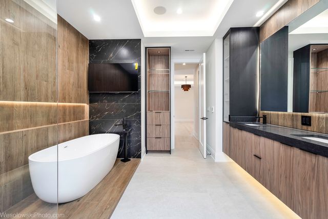 23388 N BIRCHWOOD Lane, Deerfield, IL 60015