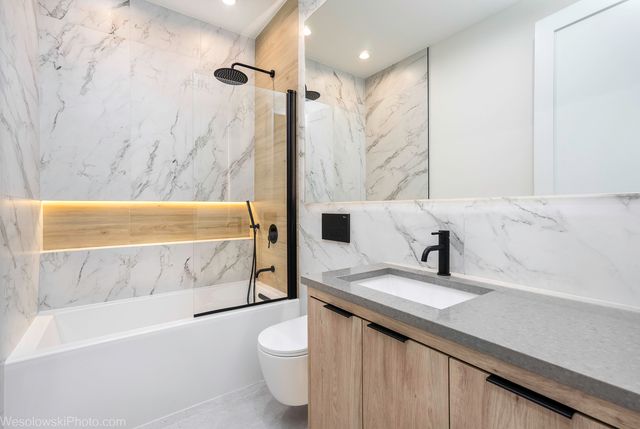 23388 N BIRCHWOOD Lane, Deerfield, IL 60015