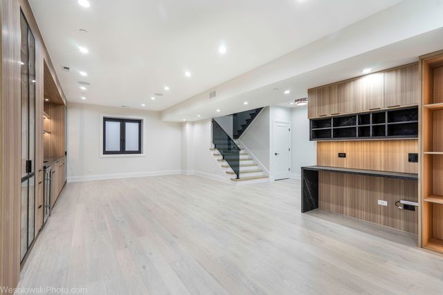 23388 N BIRCHWOOD Lane, Deerfield, IL 60015