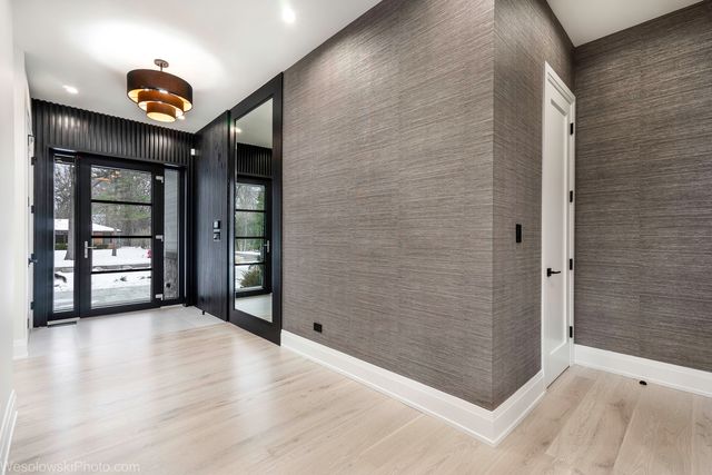 23388 N BIRCHWOOD Lane, Deerfield, IL 60015