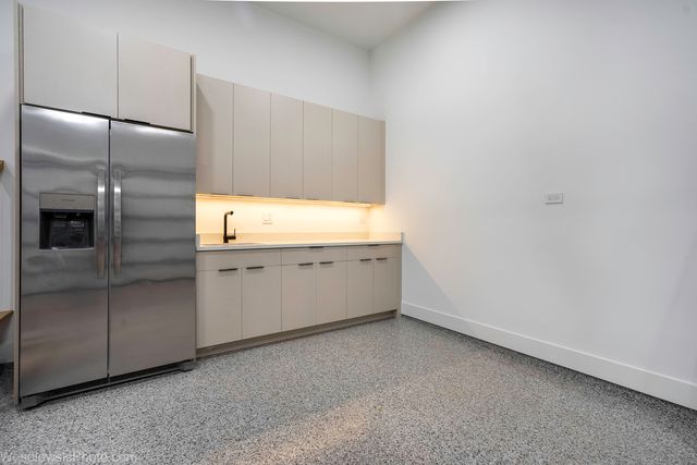 23388 N BIRCHWOOD Lane, Deerfield, IL 60015