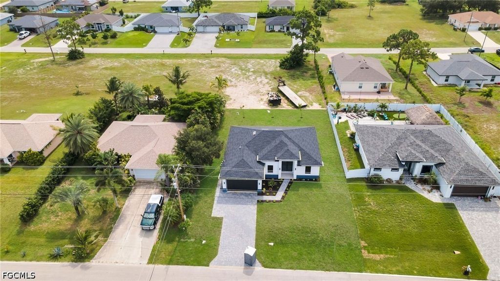 Image 34 of property listing at 2839 El Dorado BLVD N, Cape Coral, FL 33993