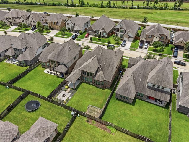 12027 Ballshire Pines Drive, Humble, TX 77346