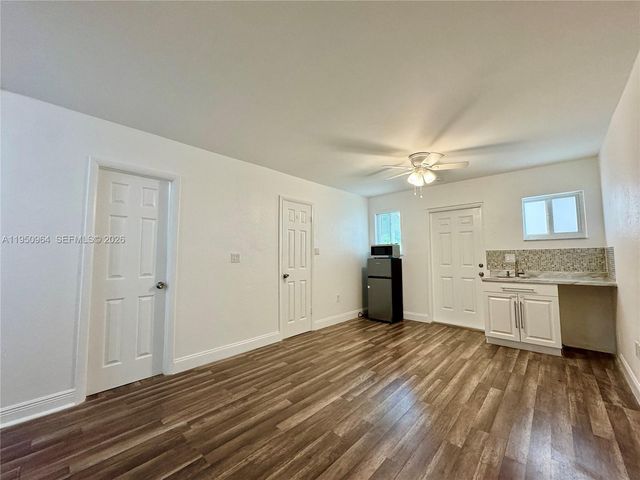 651 NE 2nd Pl 2, Hialeah, FL 33010