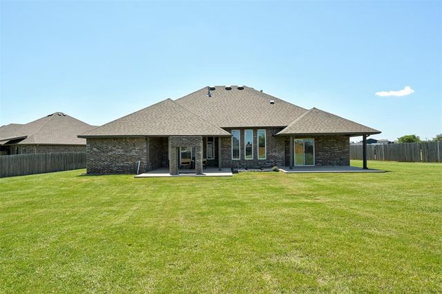 2433 NW 173rd Street, Edmond, OK 73012