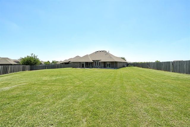 2433 NW 173rd Street, Edmond, OK 73012