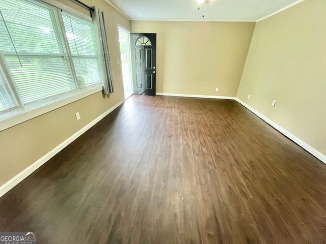 4415 Oak Street B, Oakwood, GA 30566
