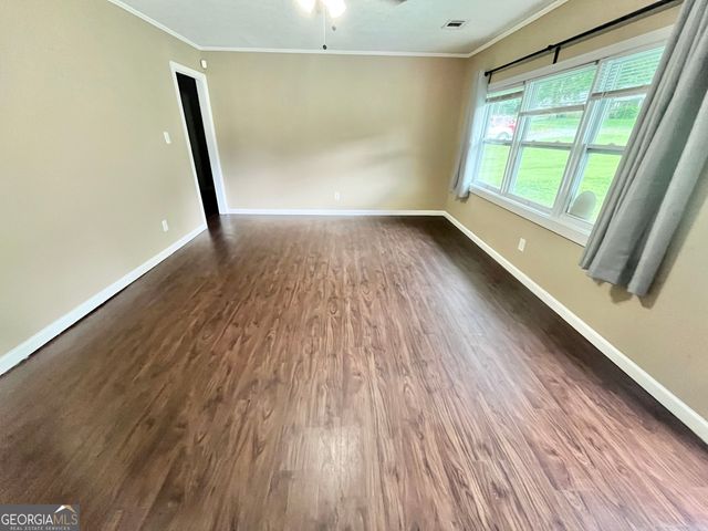 4415 Oak Street B, Oakwood, GA 30566