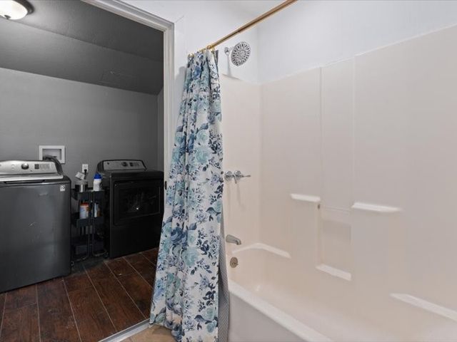 809 E Adams Street, Itasca, TX 76055