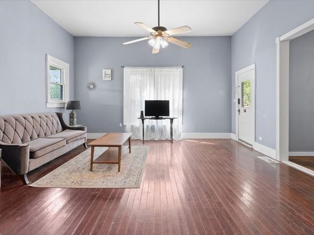 809 E Adams Street, Itasca, TX 76055