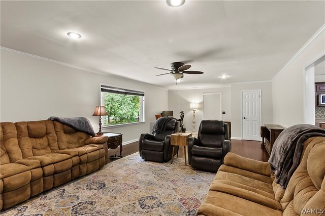 6700 Barnes Settlement, Northport, AL 35473