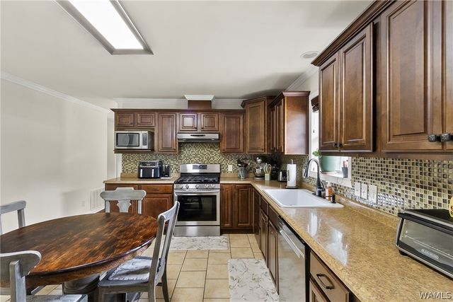 6700 Barnes Settlement, Northport, AL 35473