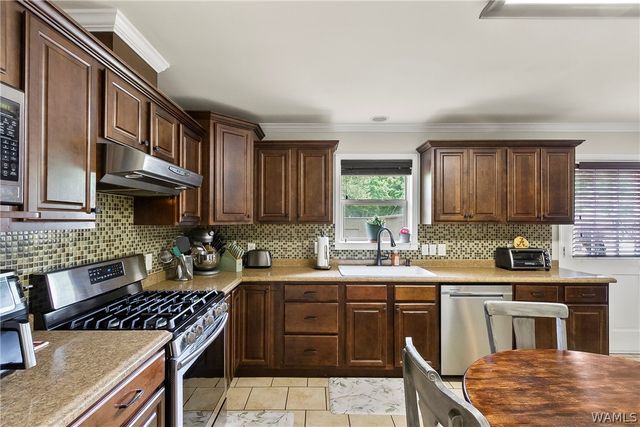 6700 Barnes Settlement, Northport, AL 35473