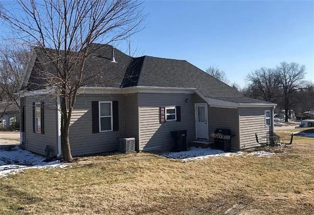 501 W McPherson Street, Knob Noster, MO 65336