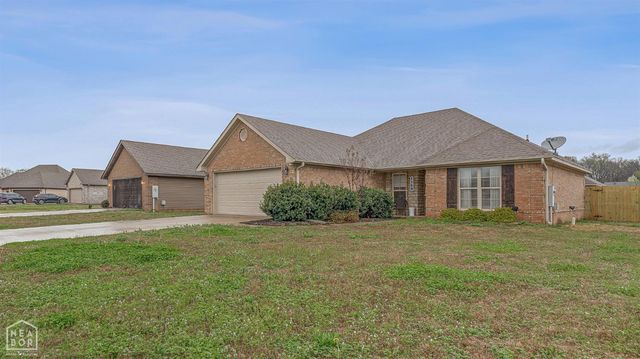 1108 Gregory Court, Jonesboro, AR 72405