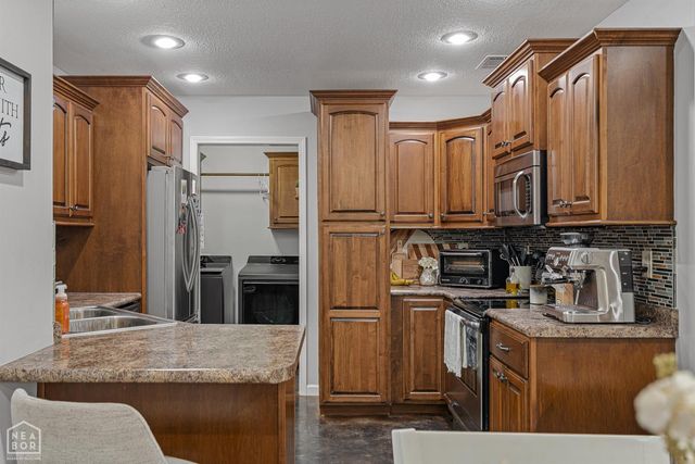 1108 Gregory Court, Jonesboro, AR 72405